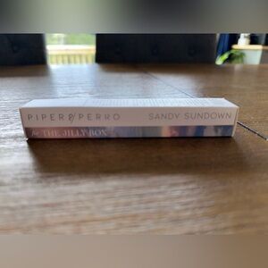 jilly box piper & perro sandy sundown